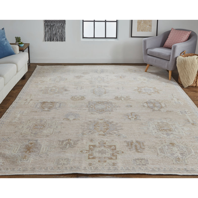 Tapis beige / ivoire noué à la main Winslet, Rectangle 3 pi 6 po x 5 pi 6 po