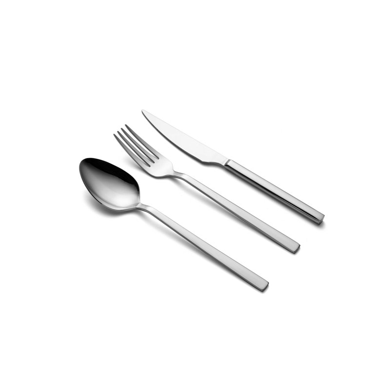 Ensemble 18 pièces de couverts en acier inoxydable, finition chromée | Comprend 6 cuillères de table (8,3 x 1,8 po), 6 fourchettes de table (8,3 x 1,0 po), 6 couteaux de table (8,7 x 0,8 po) | Va au lave-vaisselle et au micro-ondes | Éléments essentiels durables et élégants