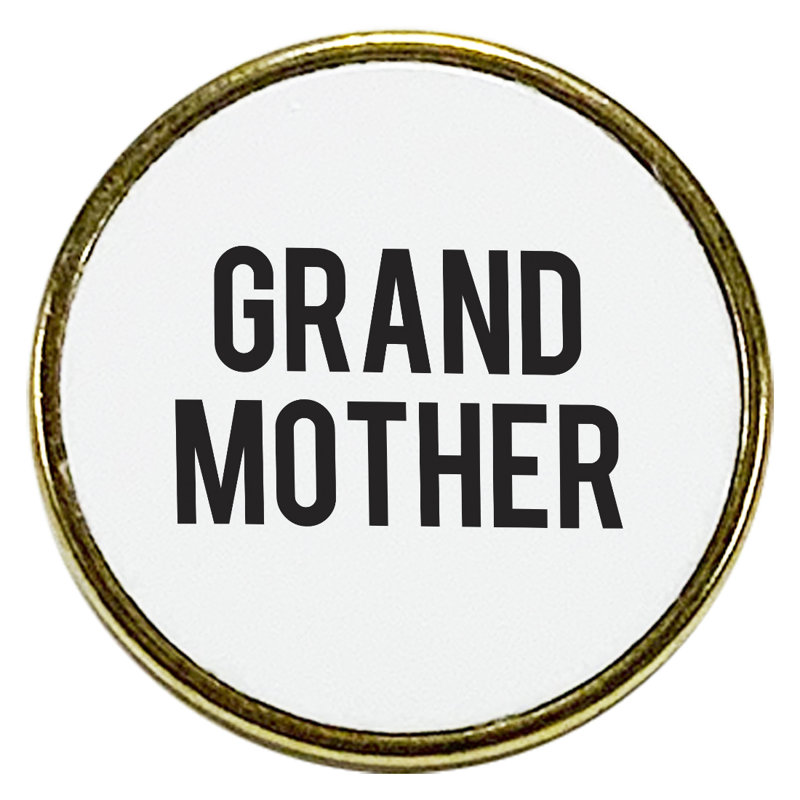 Épinglette grand-mère en émail