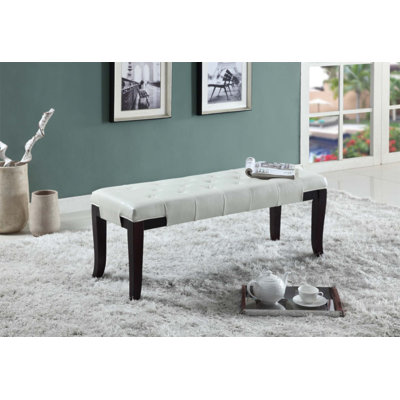 Élégant banc capitonné en similicuir pour une décoration intérieure élégante et durable avec des pieds
