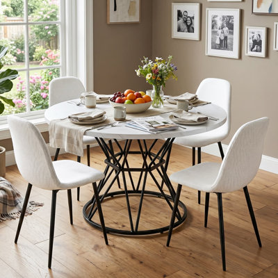 Ensemble de table de salle à manger de 47 po pour 4, 5 pièces table de cuisine moderne Mid-Century et chaises et chaises en lin, base piédestal géométrique en métal noir