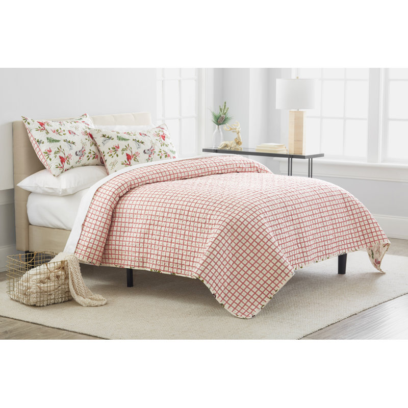 Nature's Holiday Red Cotton Reversible Quilt Set, King Quilt + 2 Shams