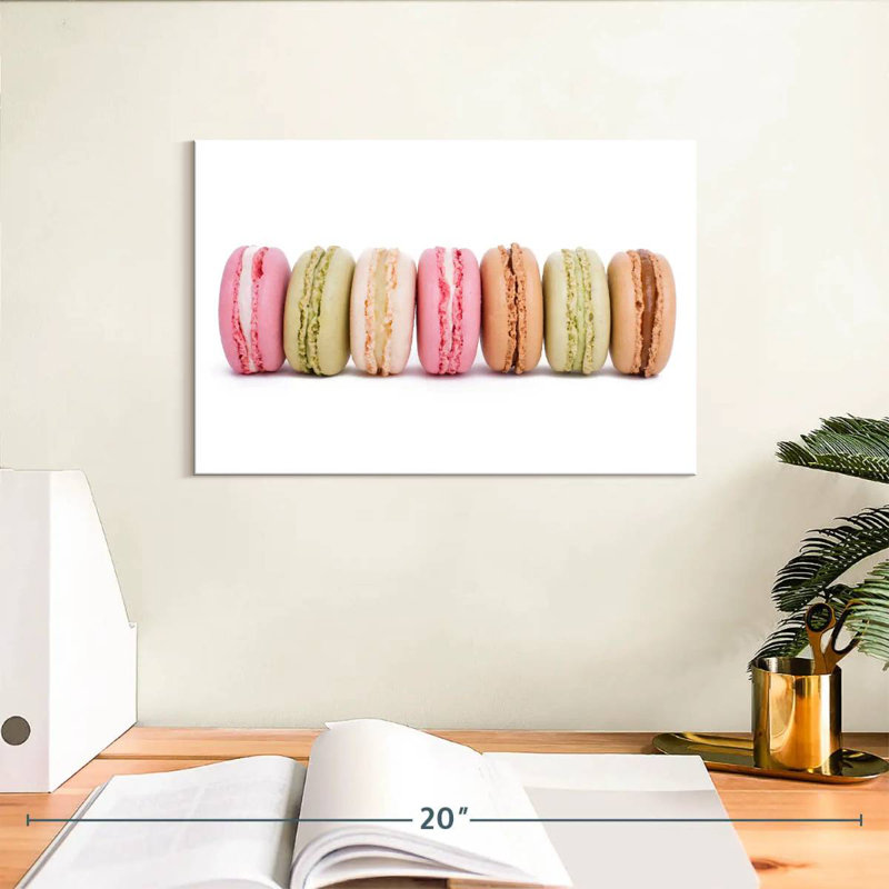 Yarlin Assorted Macarons