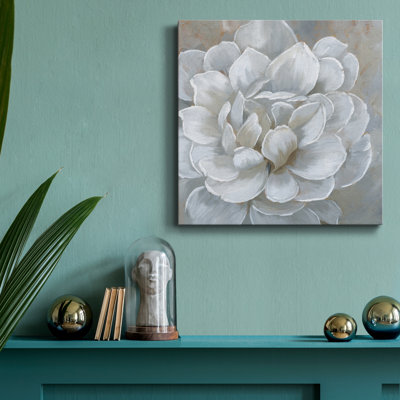 " Bombshell Bloom I "