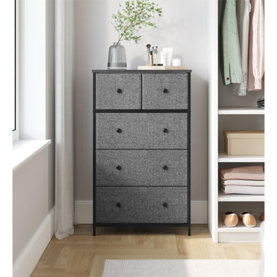 Adeoye 5 - Drawer Chest of Drawers