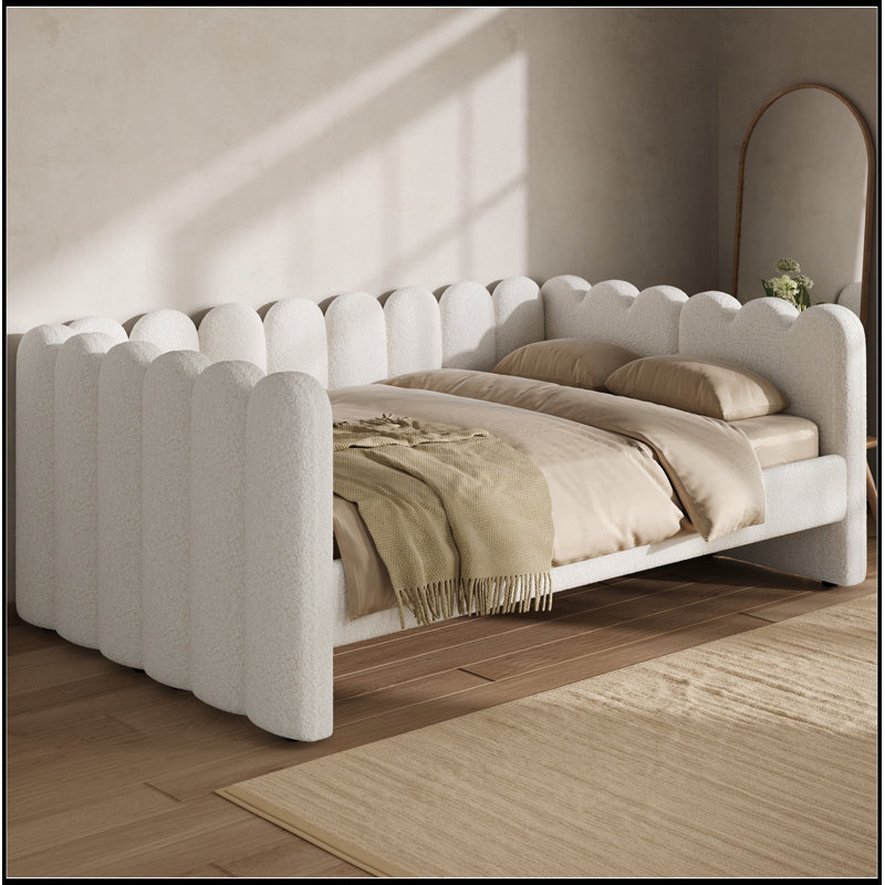 Grand lit de jour avec revêtement doux, White