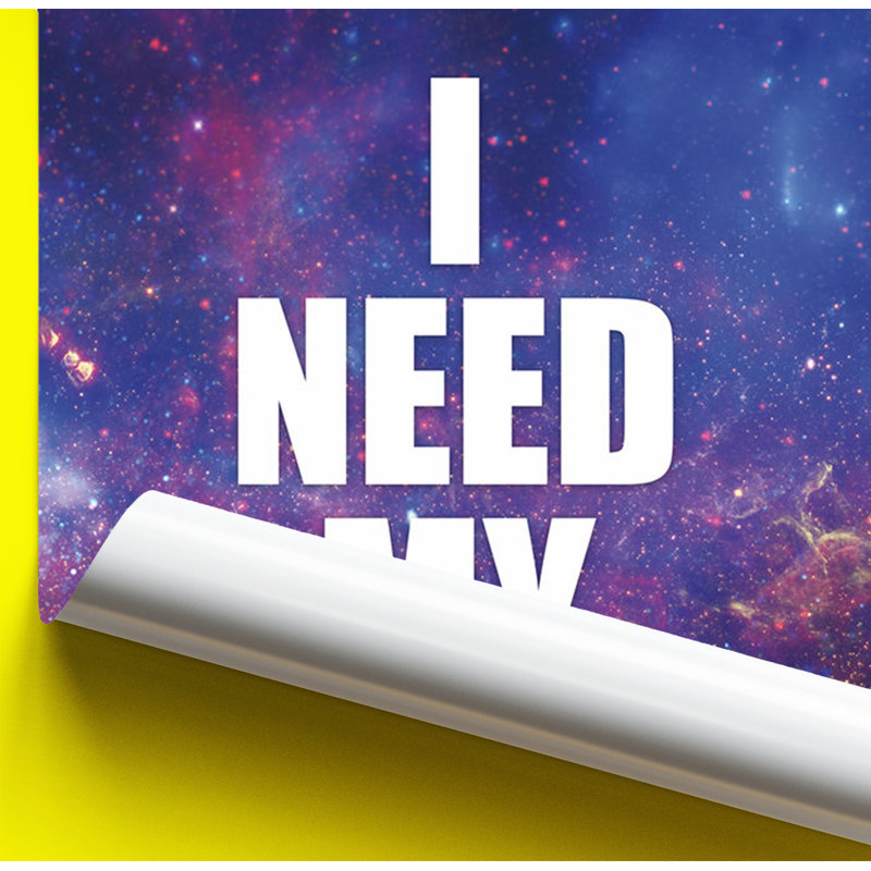  Officiellement sous licence de la NASA - I Need My Space, affiche d'art - 24 x 36 po - reproduction décorative - papier affiche - prête à encadrer