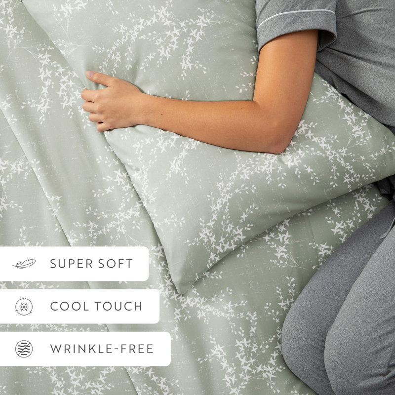 4 Piece Delicate Details Pattern Sheet Set, Distressed Willow Green Mist Floral, Queen Sheet Set with 2 Standard Pillowcase