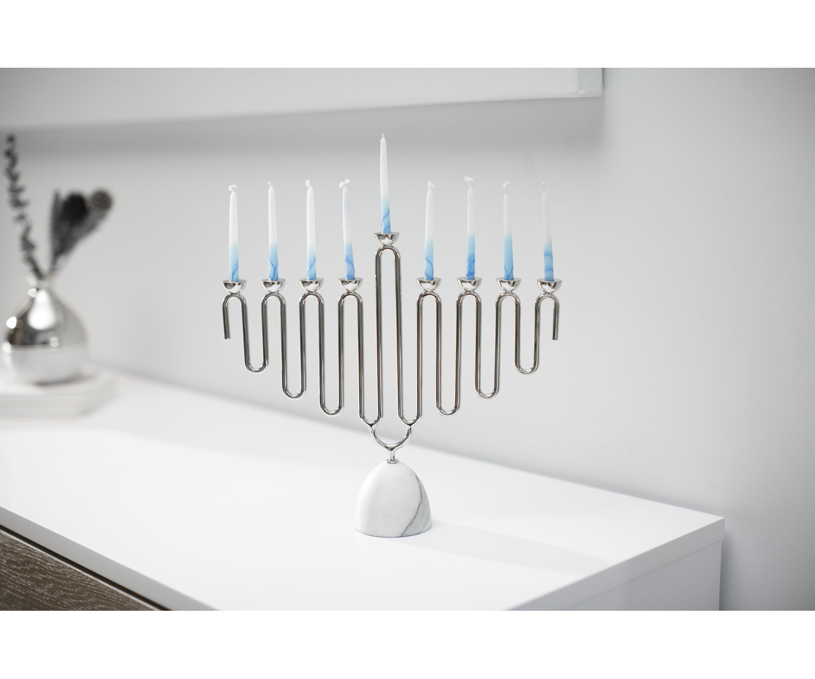 Anna New York Menorah, Silver