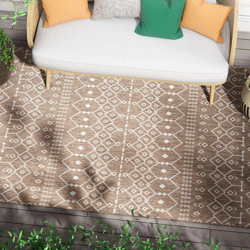 Tapis brun / taupe intérieur / extérieur Marshanna Nord Trellis, Rectangle 5 pi 3 po x 7 pi 3 po