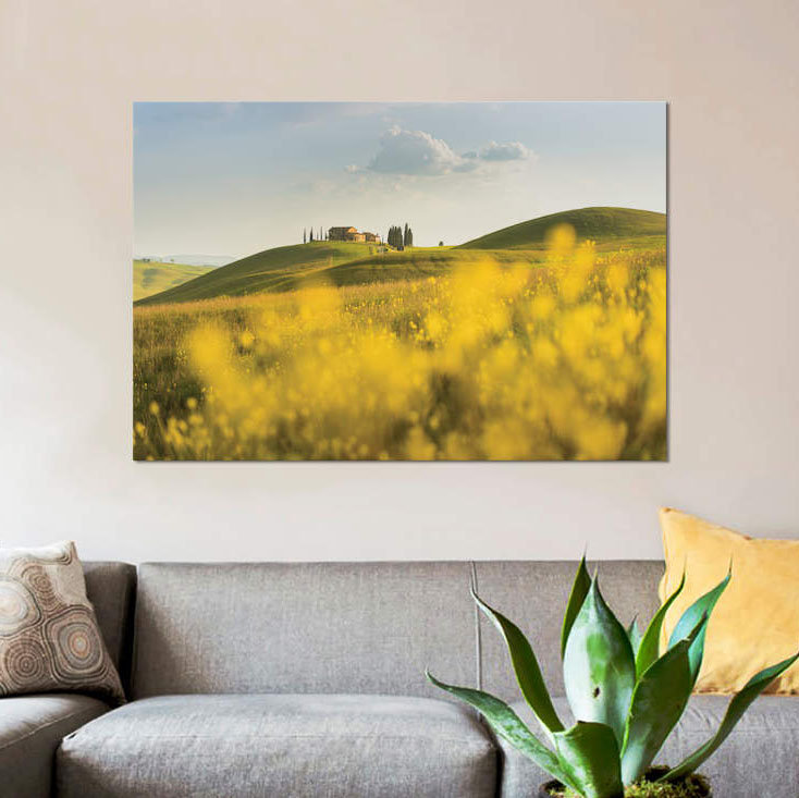 «Spring in Tuscany II» par Daniel Kordan, reproduction sur toile tendue sur châssis, H 18 po x l 26 po x P 1,5 po