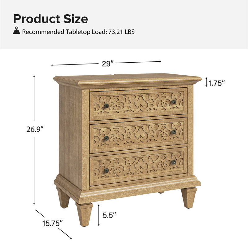 Table de chevet transitionnelle sculptée à 3 tiroirs l 29 po Talona avec prises intégrées et pieds en bois massif, Naturel
