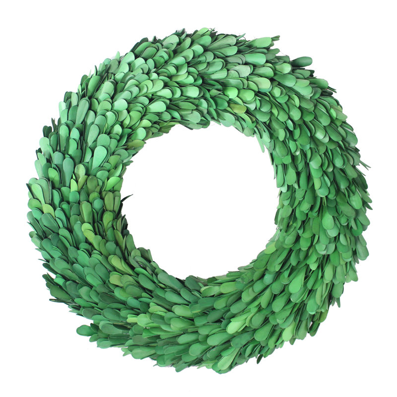 Dried Lillies 54cm Wreath