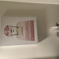 Stupell Industries Pink Rose Bouquet and Fashion Designer Bookstack Amanda  Greenwood 19-in H x 13-in W Figurative Print in the Wall Art department at