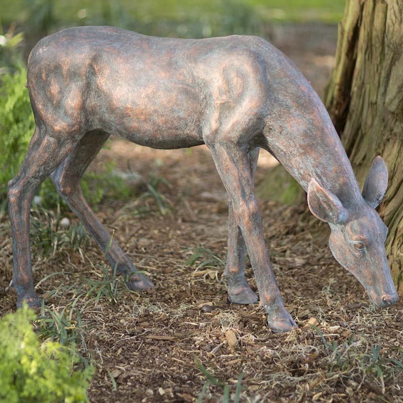 Statue de jardin en fibre de verre doe