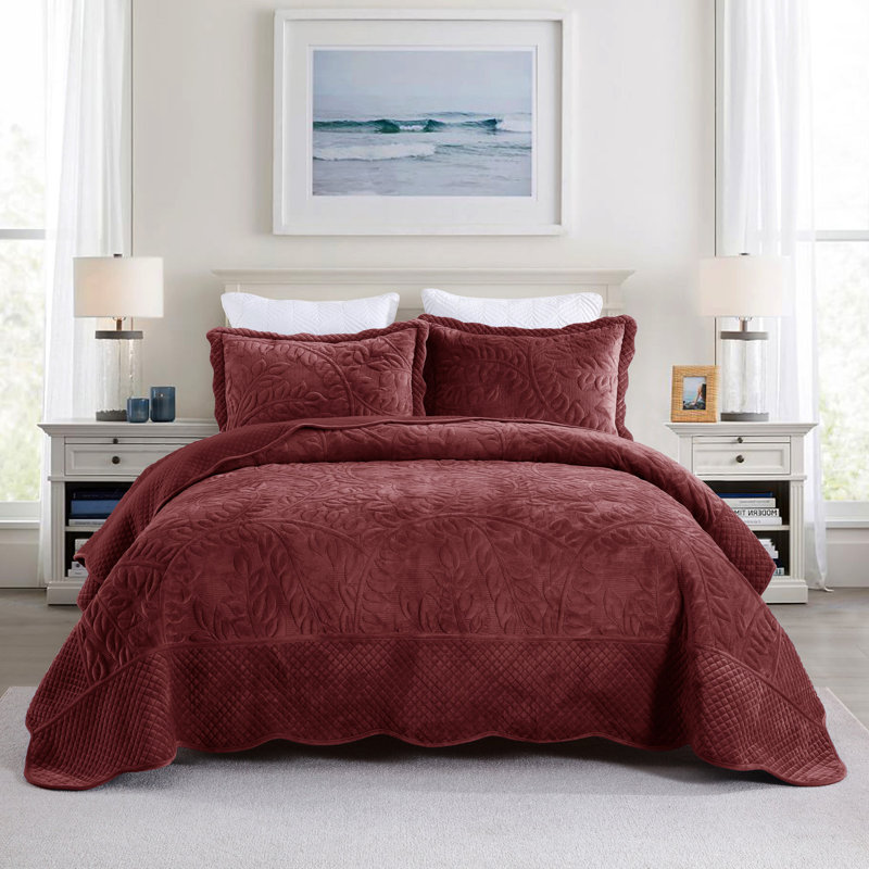 Ensemble de courtepointe surdimensionnée en velours brodé avec 2 taies décoratives Marcielo, Rouge