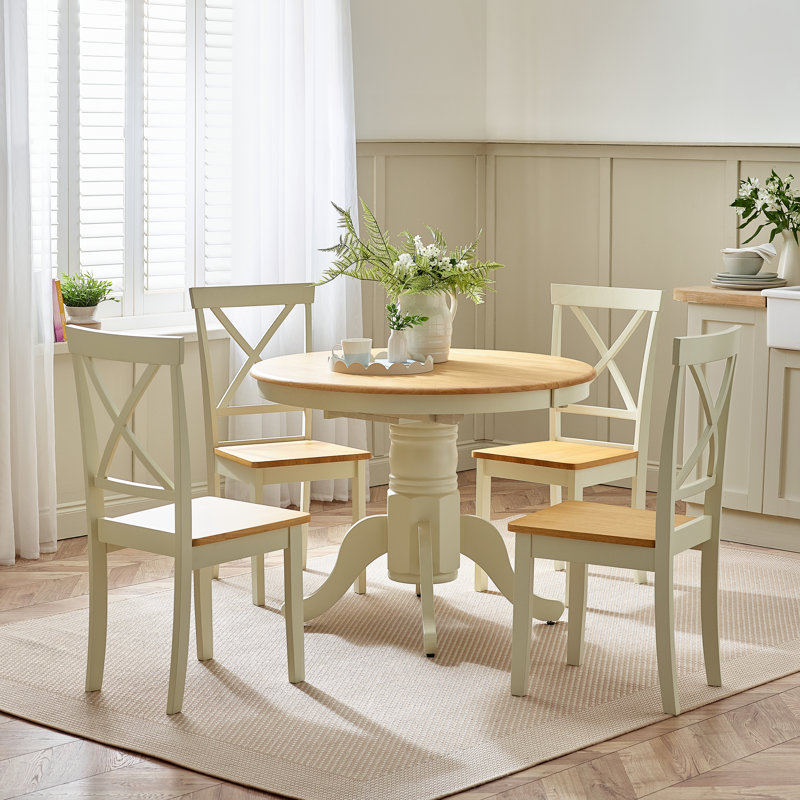 Prestow Round Extending Dining Table & Shannondale Chairs - Rustic Farmhouse Kitchen, 4, Oak/Cream