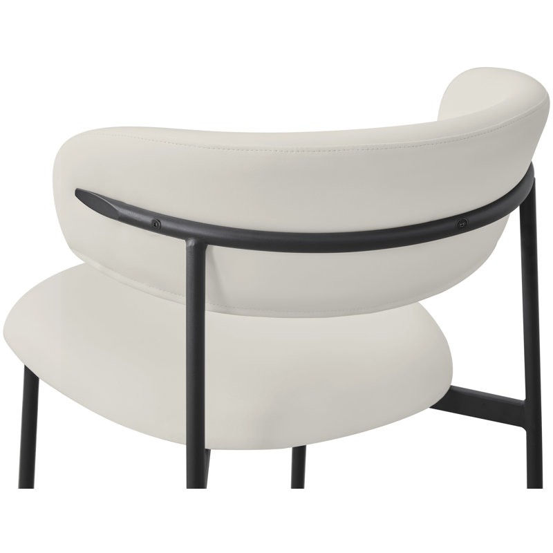 Chaise de salle à manger rembourrée Lupita, Cuir végétalien blanc cassé, Noir mat