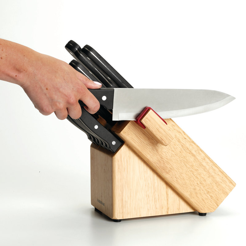 Farberware 14-Piece High-Carbon Stainless Steel Knife Block Set