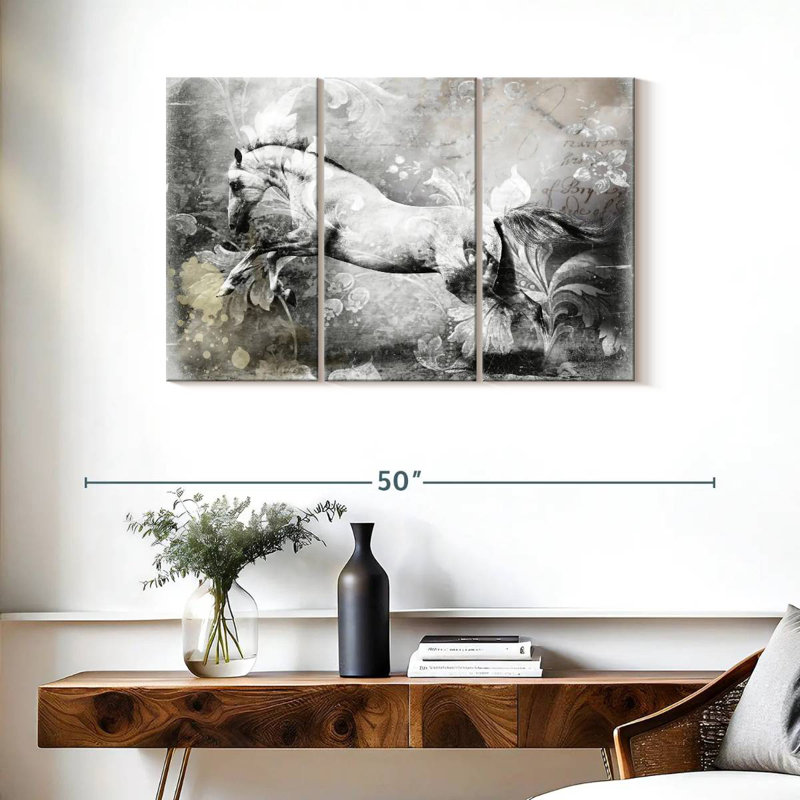 Brampt White Horse, 24" H x 38" W