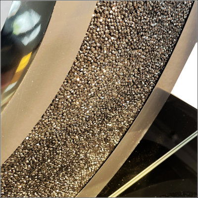 Console de luxe moderne avec base en miroir en demi-lune, table d'entrée en verre trempé noir avec décor de diamant concassé, canapé d'appoint glamour pour le salon