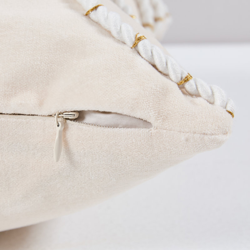 Housse de coussin en velours de coton Yara crème