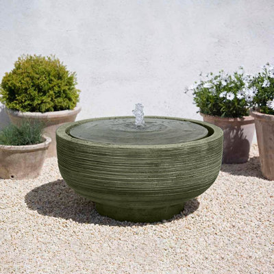 Fontaine en béton Girona