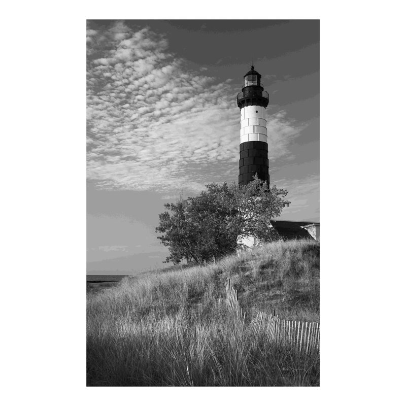 «Big Sable Point Lighthouse II BW» par Alan Majchrowicz - photographie sur toile tendue, H 18 po x l 12 po