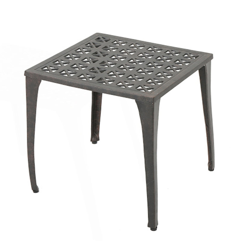 Table d'appoint d'extérieur avec grillage complexe