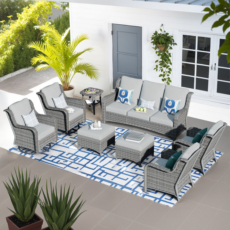 Outdoor 4-Seat Sofa With Coffee Table, Gray