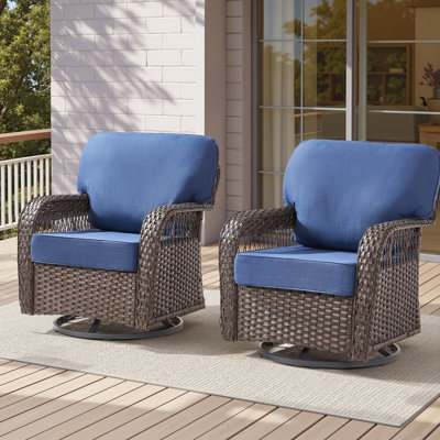 Ensemble de 2 chaises berçantes d'extérieur, chaises berçantes pivotantes en osier brun avec coussins en forme de T et mousse épaisse de 5 po, idéale pour le porche et la cour, bleu