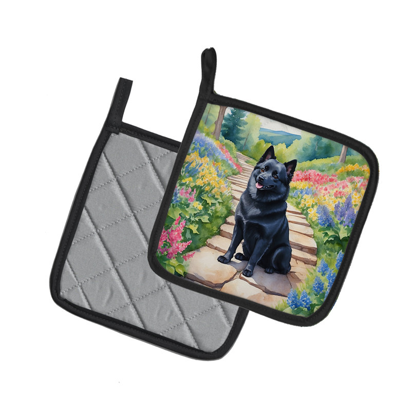 Caroline's Treasures Floral Polyester Potholder Set