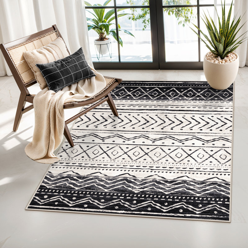 Tapis marocain à rayures Tribal, Noir / Rose, Rectangulaire 4 pi x 6 pi