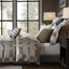Édredon grand 8 pièces taupe avec design multicolore, élégance transitionnelle, motif damier, chaleur toute l'année et matériaux hygiéniques-118916104