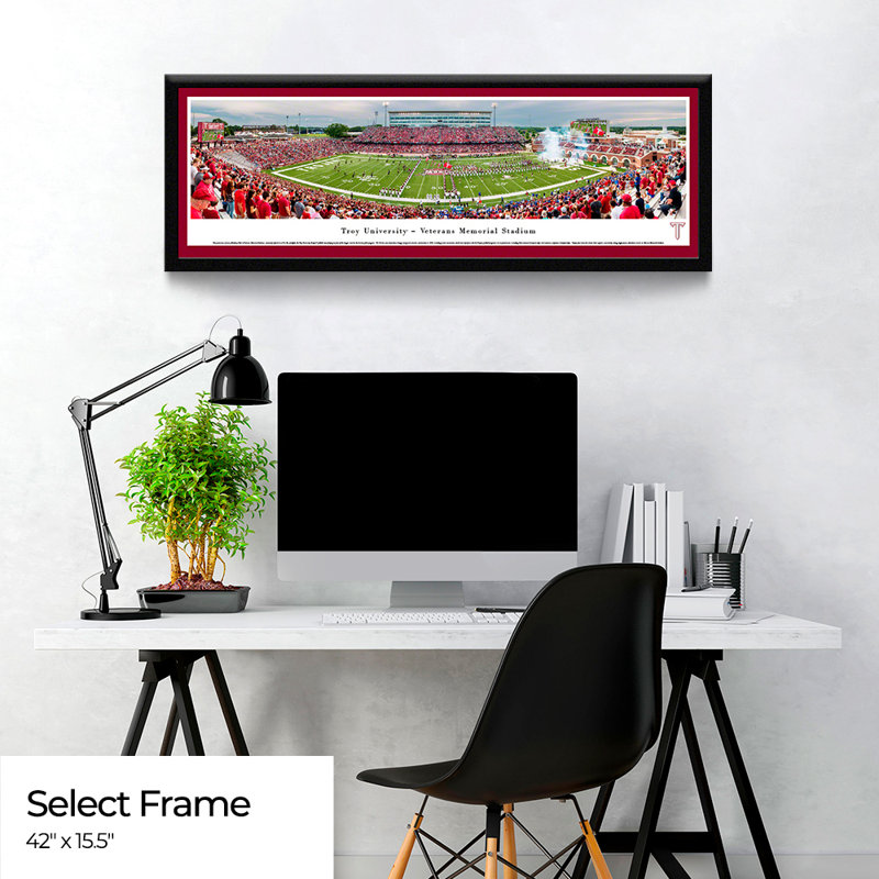 Impression panoramique Troy Football, H 15,5 po x l 42 po x P 1,38 po, Papier avec cadre noir