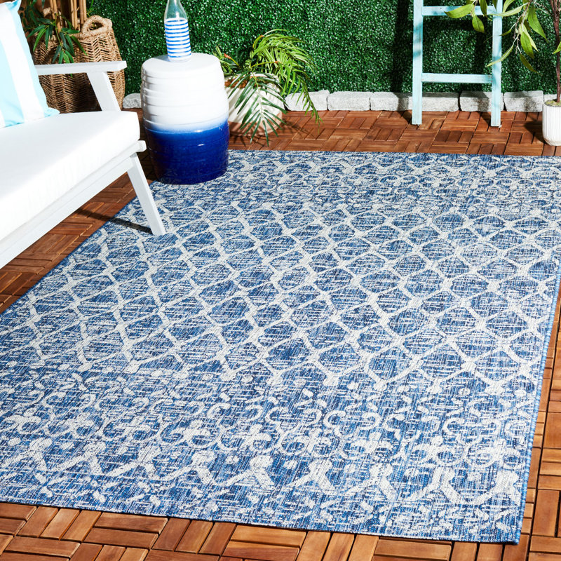 Tapis d'intérieur / extérieur à motif géométrique Courtyard Performance, Rectangle 5 pi 3 po x 7 pi 7 po