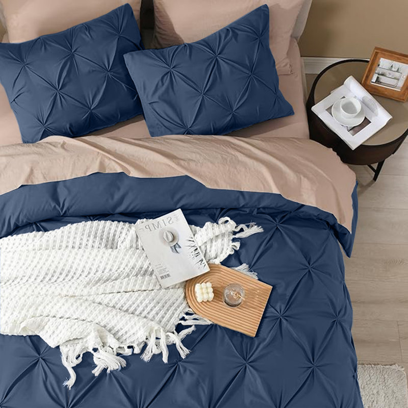  Luxurious Microfiber Pintuck Design Duvet Cover With Pillowcases , Navy, King Duvet Cover + 2 Standard Pillowcases