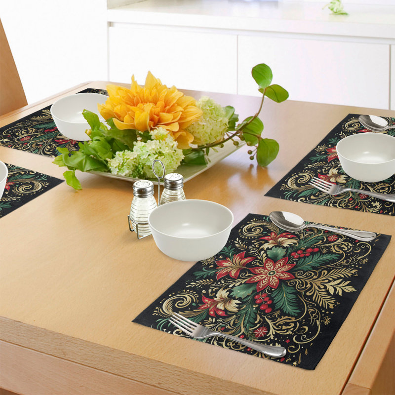 Ensemble de 8 napperons noirs de Noël avec feuilles East Urban Home
