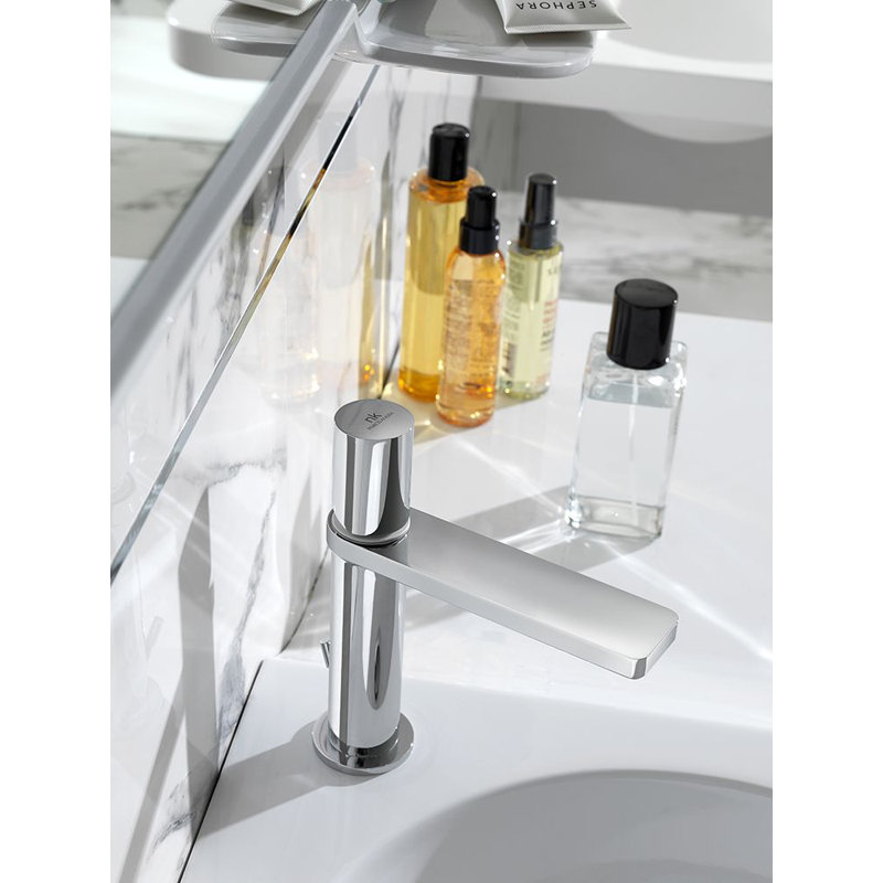 Forma Single Control Lavatory Faucet