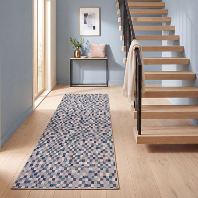 Tapis Aspen moderne à poils courts, motif mosaïque mouchetée abstraite, bleu marine, turquoise, gris, crème et rose, antidérapant, idéal pour l'intérieur et l'extérieur, adapté aux animaux domestiques, pour salon, chambre, salle à manger, entrée, couloir, bureau. Lavable.