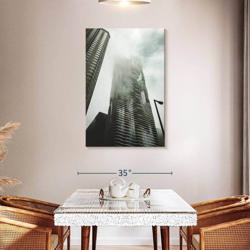 Lilie Chicago Skyscraper, 45" H x 30" W