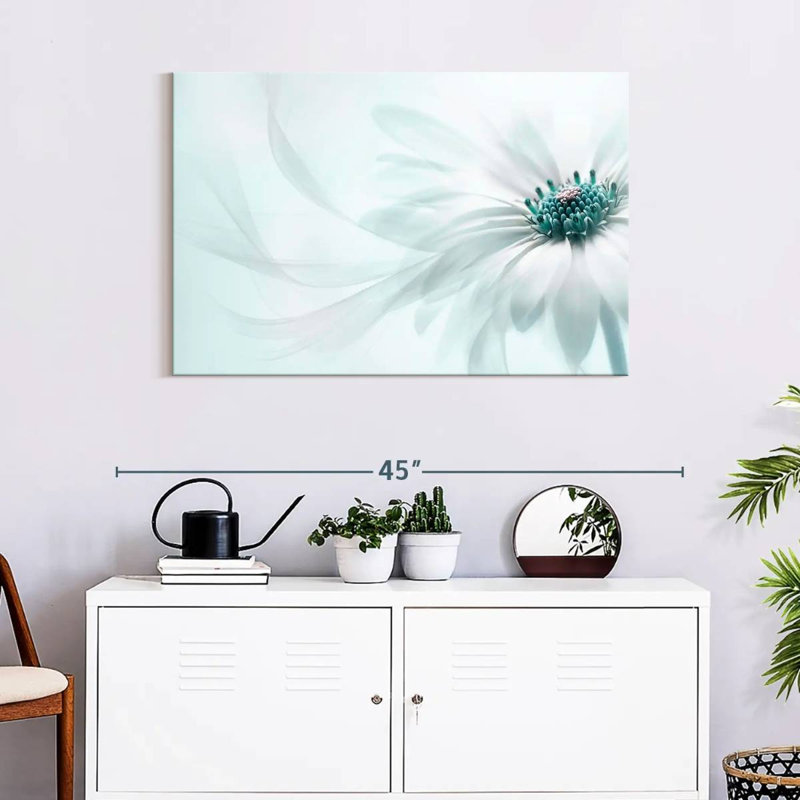 Harnek Translucent Cape Daisy, 24" H x 36" W