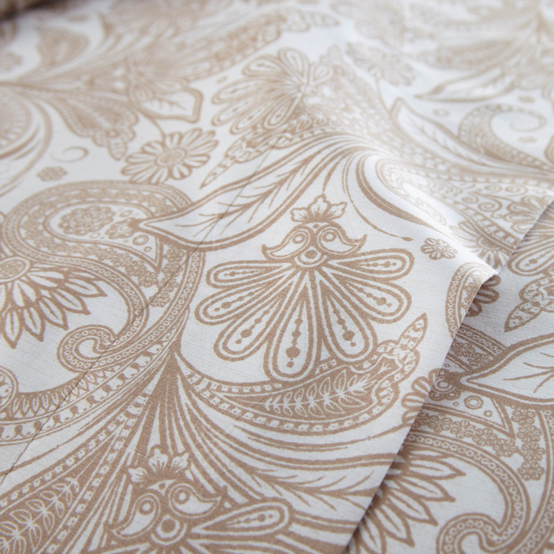 Ensemble de draps Southshore Fine Linens Pure Melody à motif cachemire blanc corail, en microfibre douce doublement brossée, comprenant un drap-housse à poches jusqu'à 38 cm de profondeur, un drap plat et 2 taies d'oreiller, format Queen