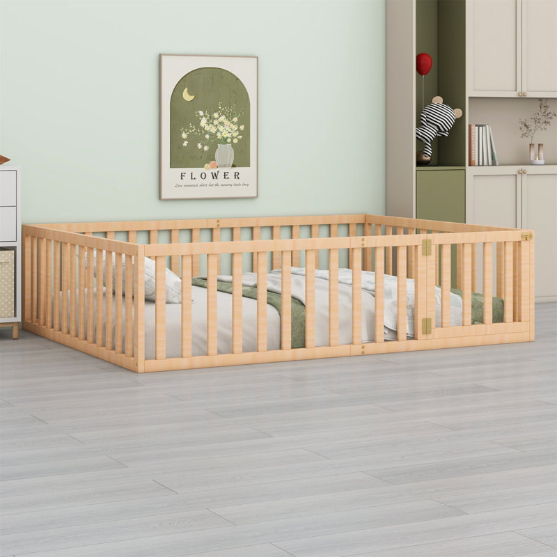 Structure de lit en bois avec clôture et porte, Naturel