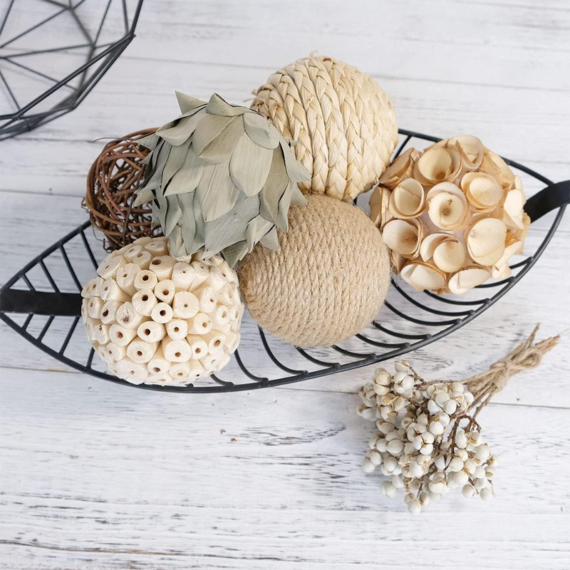 Decorative ball, tree branch ball