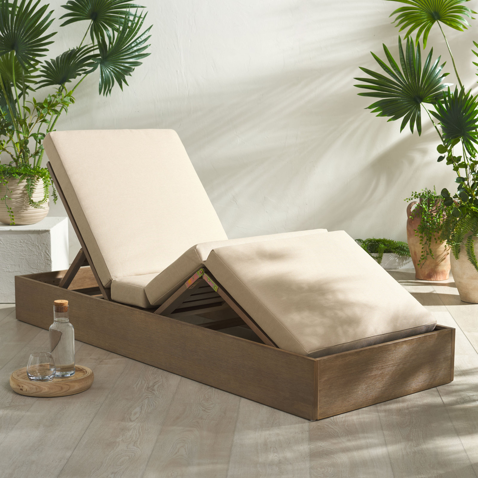 Fatima Wood Chaise Lounge Chair , Tan