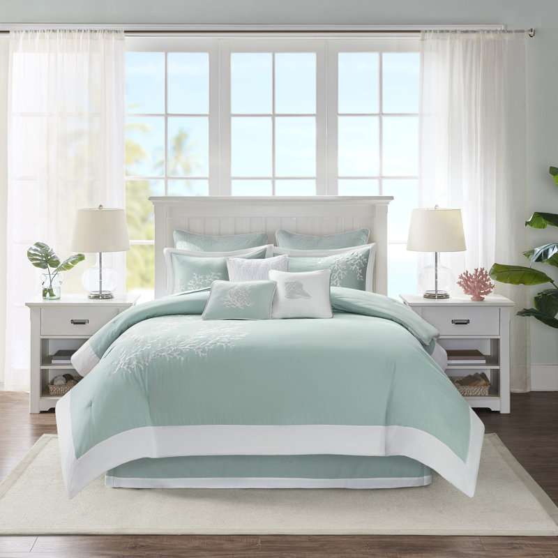 Couette King 100 % coton, confortable avec un rembourrage doux.