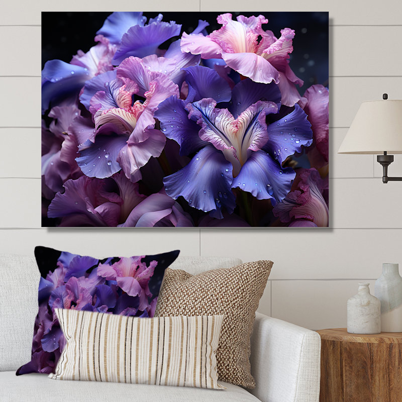 «Midnight Purple Irises Serenity» dévoilé sur toile, Toile tendue, H 12 po x l 20 po x P 1 po