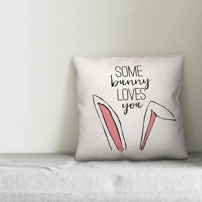  Coussin «Some Bunny Loves You»