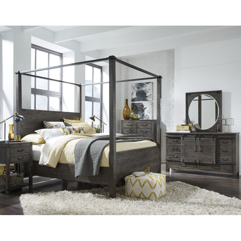 Mahika Solid Wood Canopy Bed, Queen